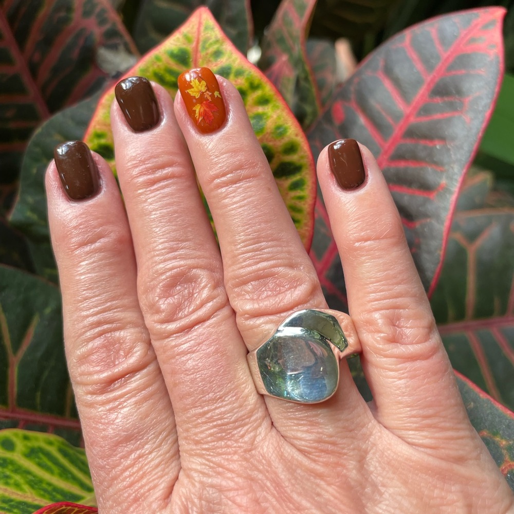 Sterling Silver Ring - Picture 3 of 8